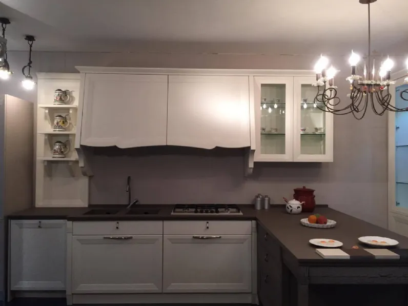Cucina Kaly bianca classica Oldline scontata 65%.