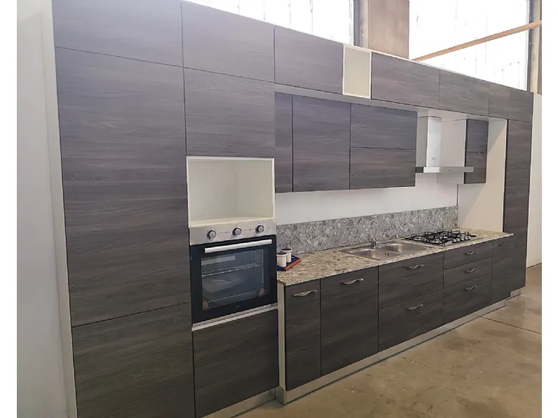 Cucina lineare in laminato materico a prezzo scontato 58%