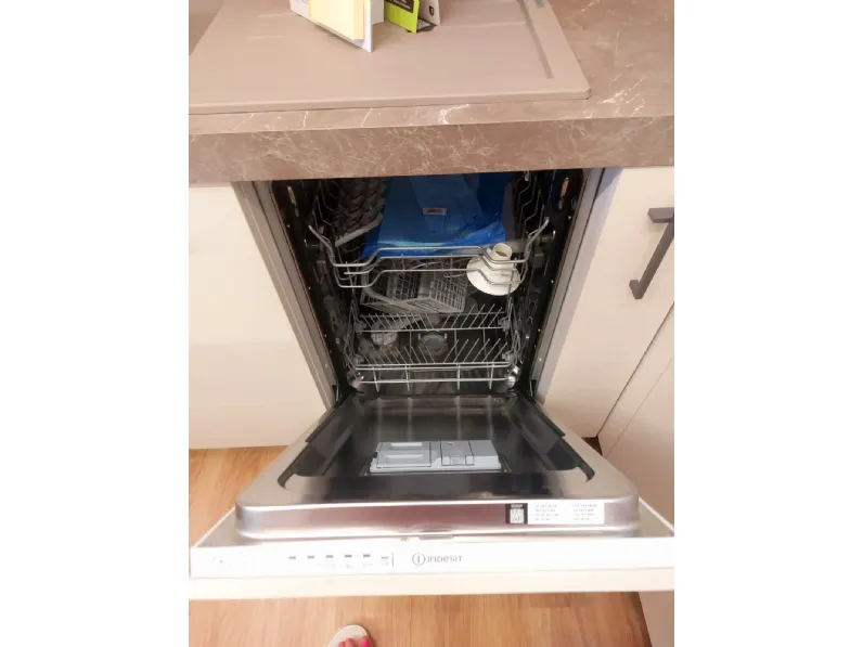Cucina moderna ad angolo Quadra Colombini casa a prezzo ribassato