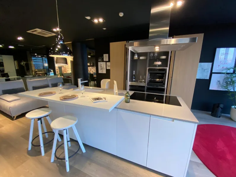 Cucina rovere chiaro moderna ad isola Kyton Nova cucina scontata
