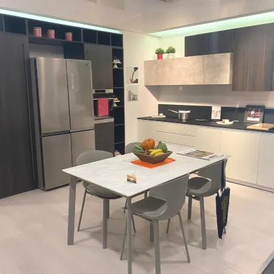 Cucina rovere moro moderna lineare Loft Arrex in offerta