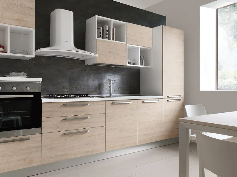 Cucina S75 moderna lineare rovere chiaro in polimerico lucido Cucina mod.thelma con cappa a vista scontata del 35%