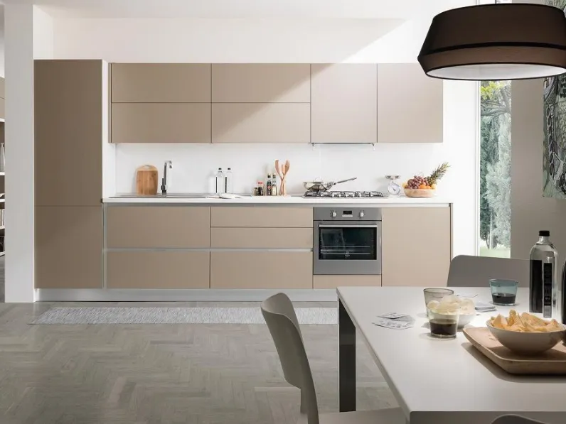 Cucina S75 moderna lineare tortora in laminato opaco Cucina mod.futura con frontali in fenix colore castoro in promo-sconto del 30%