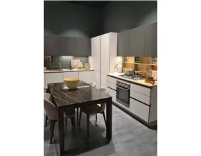 Cucina Stosa moderna ad angolo grigio in laccato opaco Sa 200 alev�.