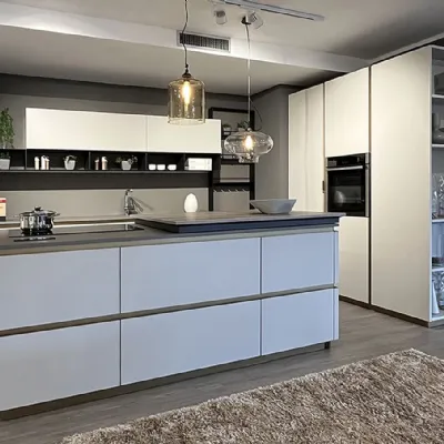 Cucina grigia design con isola Scavolini Delinea a soli 17900