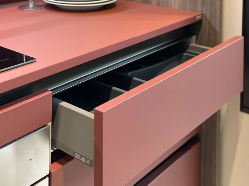 Cucina lineare moderna rossa Scavolini Boxlife a soli 15500