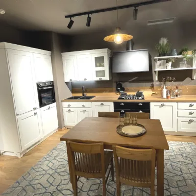 Cucina ad angolo country bianca Scavolini Favilla a soli 8520 Euro