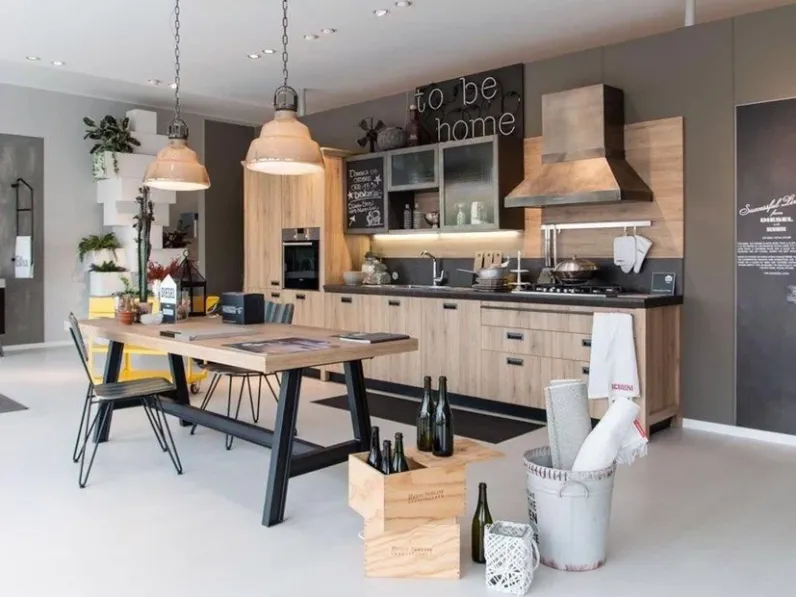 Cucina a PREZZI OUTLET in legno Scavolini -45%