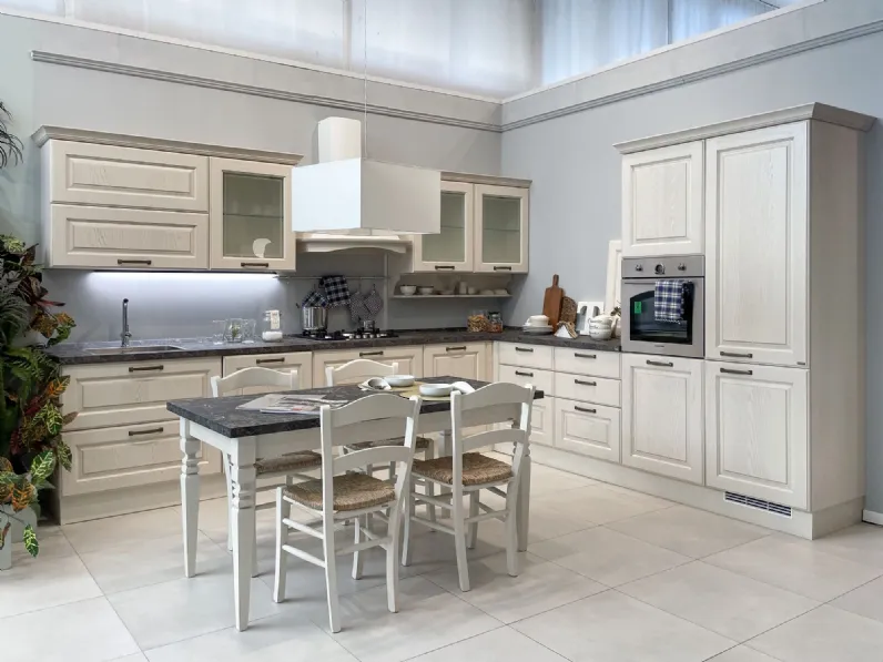 Cucina Madeleine ad angolo Scavolini con un ribasso imperdibile