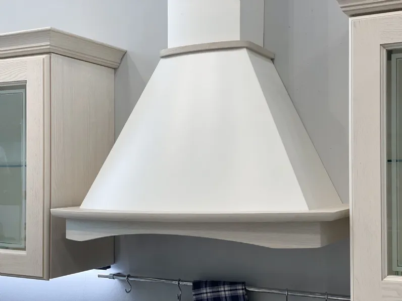 Cucina classica ad angolo Madeleine Scavolini a prezzo ribassato