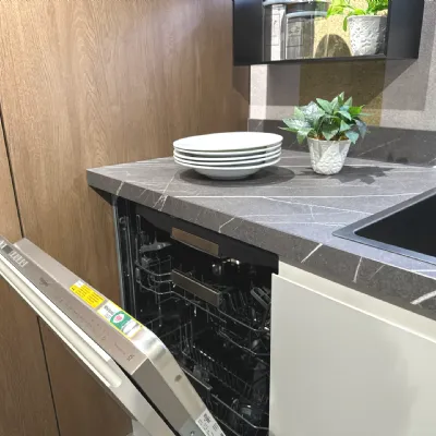 Cucina Motus moderna grigia Scavolini con penisola scontata 53%