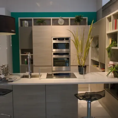 Cucina tortora moderna con penisola Motus Scavolini a soli 8990