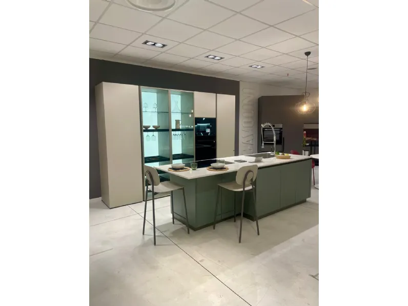 Cucina con isola design tortora Scavolini Regola a soli 21120 Euro