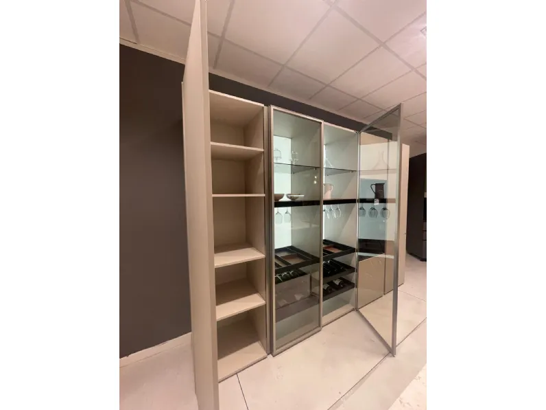 Cucina con isola design tortora Scavolini Regola a soli 21120 Euro