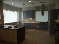 Cucina lineare in laminato lucido a prezzo scontato 30%