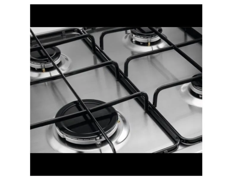 Cucina lineare in laminato materico a prezzo scontato 30%