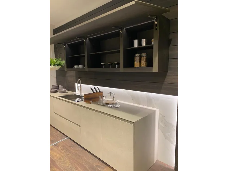 Cucina design con isola Skill  Modulnova a prezzo scontato