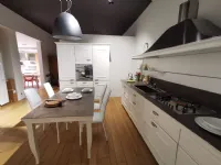 Cucina lineare in laccato opaco a prezzo scontato 64%