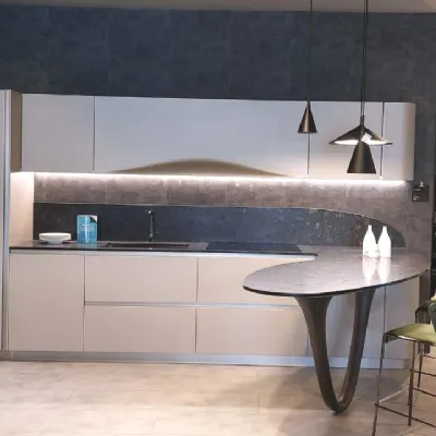 Cucina altri colori design con penisola Snaidero Ola20 a soli 29800