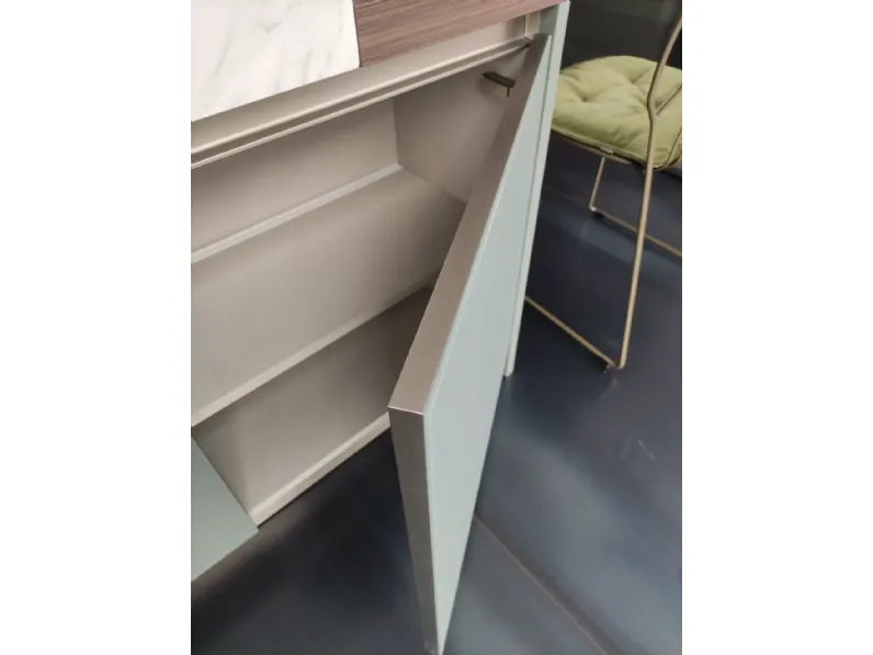 Cucina altri colori moderna con penisola Veneta cucine Start time soft e riflex a soli 19900