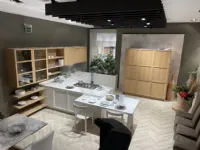 Cucina con penisola in legno a prezzo ribassato 65%