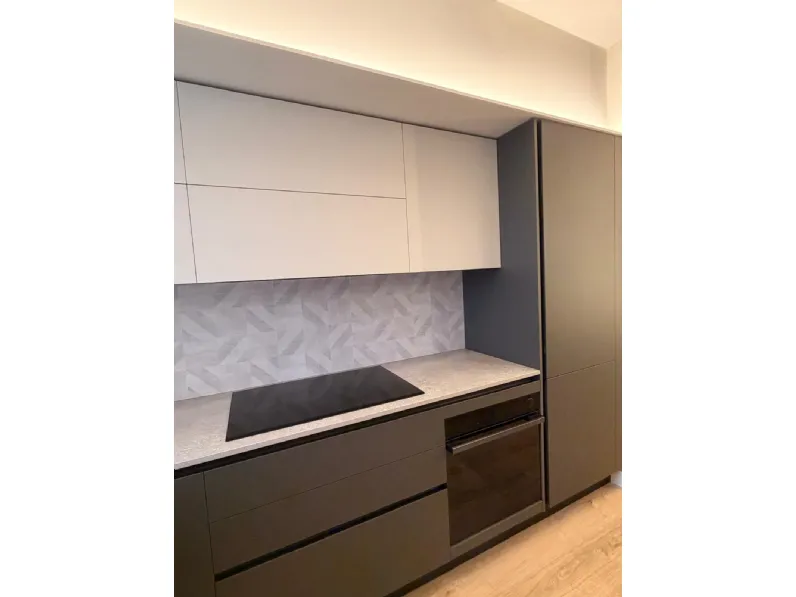 Cucina a PREZZI OUTLET in laminato opaco Stosa -25%