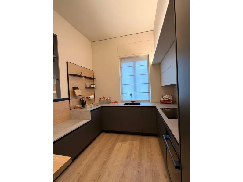 Cucina a PREZZI OUTLET in laminato opaco Stosa -25%