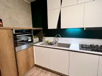 Cucina Stosa design con penisola bianca in laccato opaco Infinity diagonal