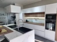 Scopri la cucina Stosa in polimerico opaco a -35%!