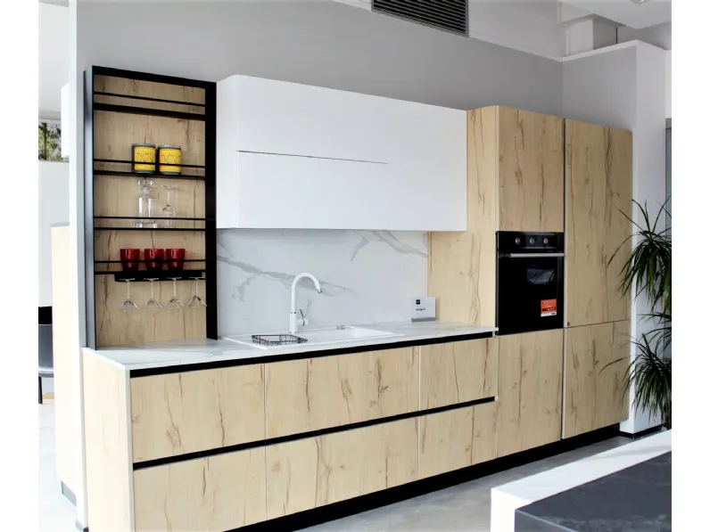 Cucina moderna lineare Infinity Stosa in rovere chiaro e natura a 4700.