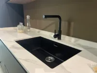 Cucina Stosa moderna con isola altri colori in laccata opaco Metropolis
