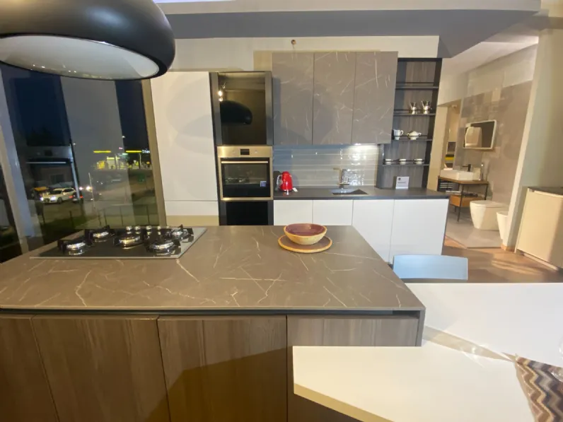 Cucina a PREZZI OUTLET in laminato materico Stosa -68%