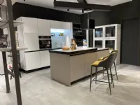 Cucina Stosa moderna ad isola bianca in polimerico opaco Cv 646 aleve