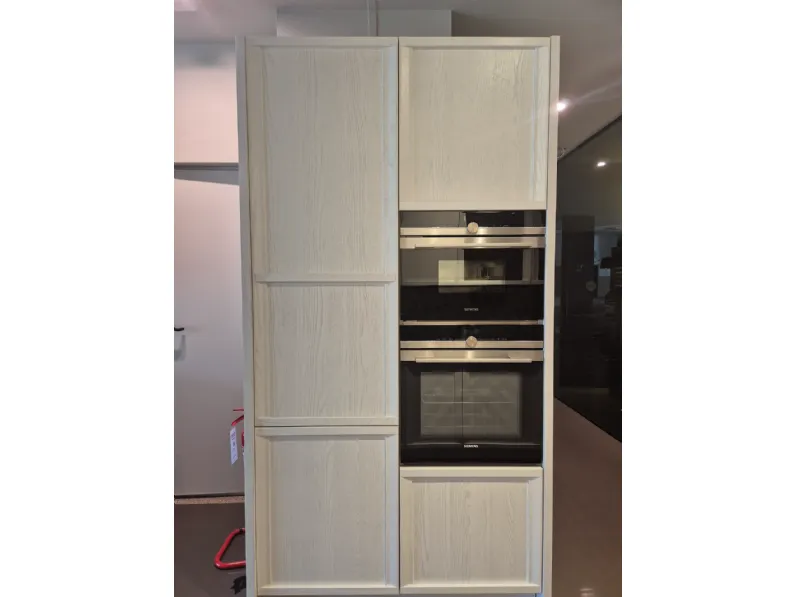 Cucina lineare in legno bianca Newport a prezzo scontato