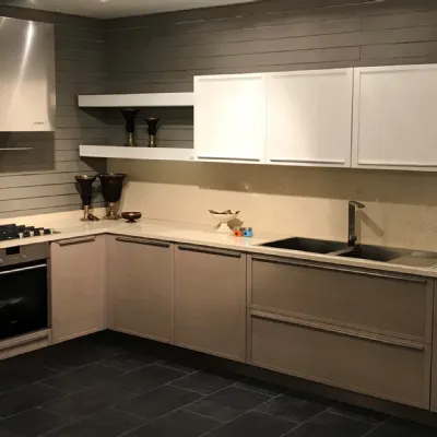 Scopri la cucina grigio moderna Telayo Oldline ad angolo a soli 10000€!