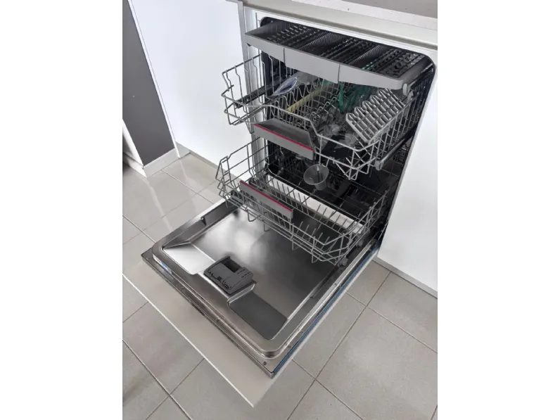Cucina Time moderna bianca Gentili group con penisola scontata 40%