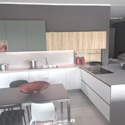 Cucina Time con penisola Gentili group con un ribasso imperdibile