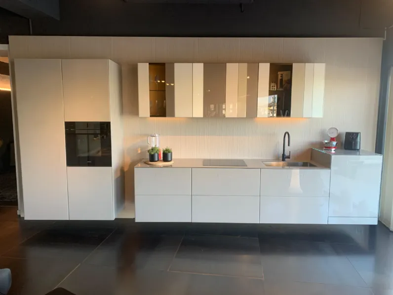 Cucina Now 36e8 design tortora Lago lineare scontata 46%