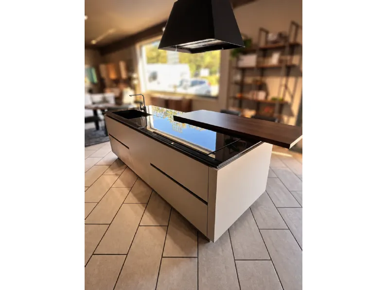 Cucina con isola Artec Cucina modello lungomare  SCONTATA 54%
