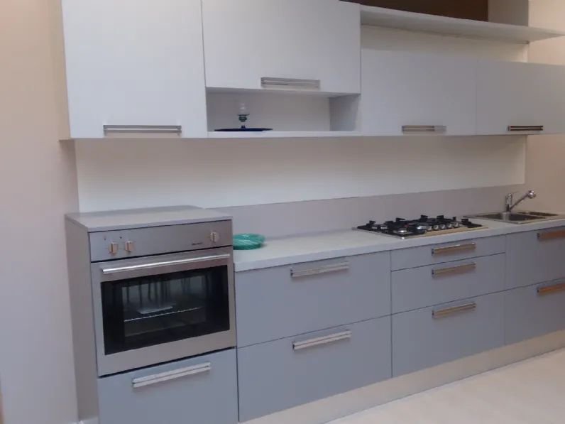 Cucina tortora moderna lineare Kaori opaca Gm cucine scontata