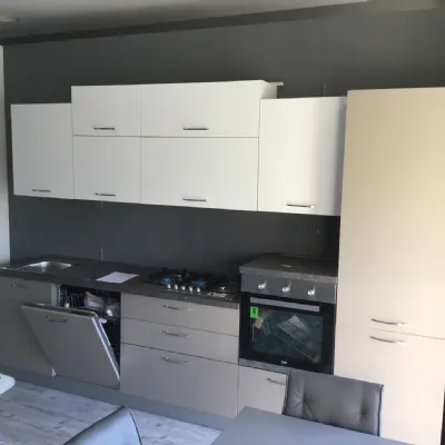 Cucina tortora moderna lineare New smart Mobilturi cucine scontata