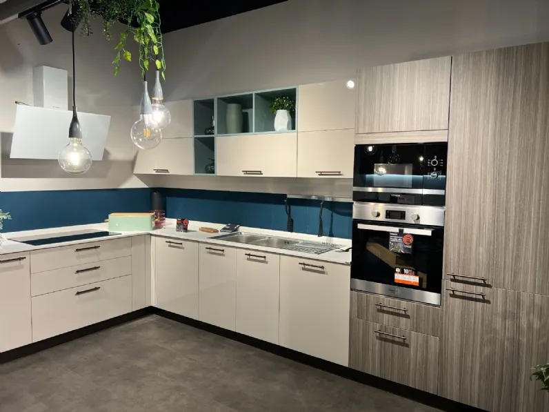 Cucina tortora moderna ad angolo Scavolini Urban minimal a soli 7100