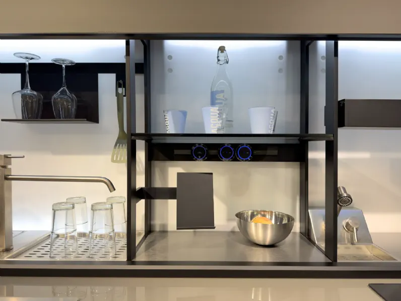 Cucina a PREZZI OUTLET in vetro Valcucine -45%