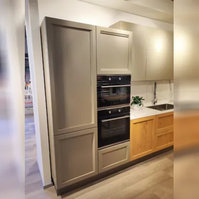 Cucina country con penisola Milano Veneta cucine a prezzo scontato