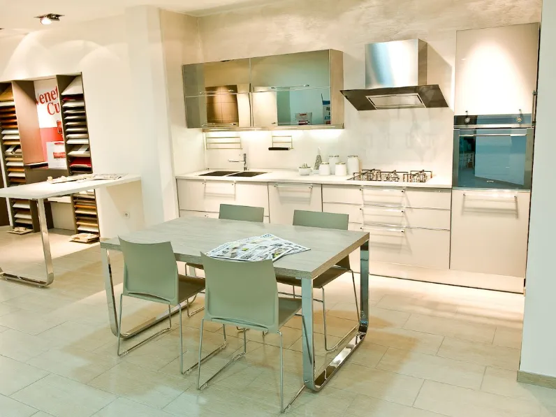 Cucina Diamante moderna altri colori Veneta Cucine lineare scontata 55%