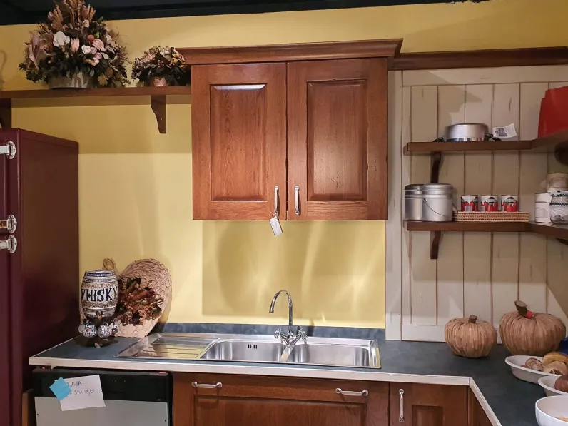 Cucina ad angolo in legno a prezzo scontato 42%