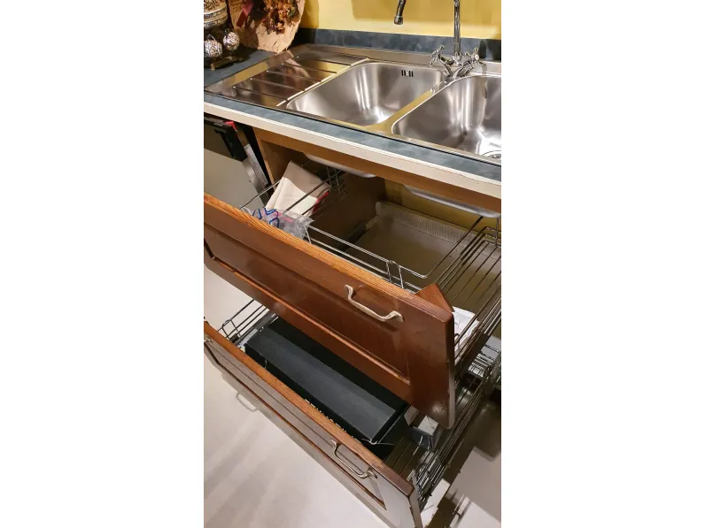 Cucina ad angolo in legno a prezzo scontato 42%
