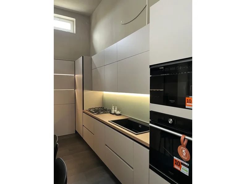 Cucine Stosa INFINITY BEIGE SETA OPACA