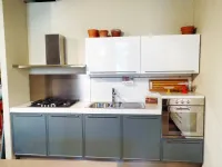 Scopri la cucina lineare Vanity Euromobil con un ribasso!