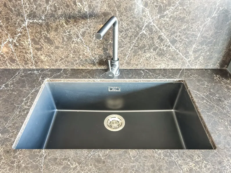 Cucina a PREZZI OUTLET in melaminico Forma 2000 -45%
